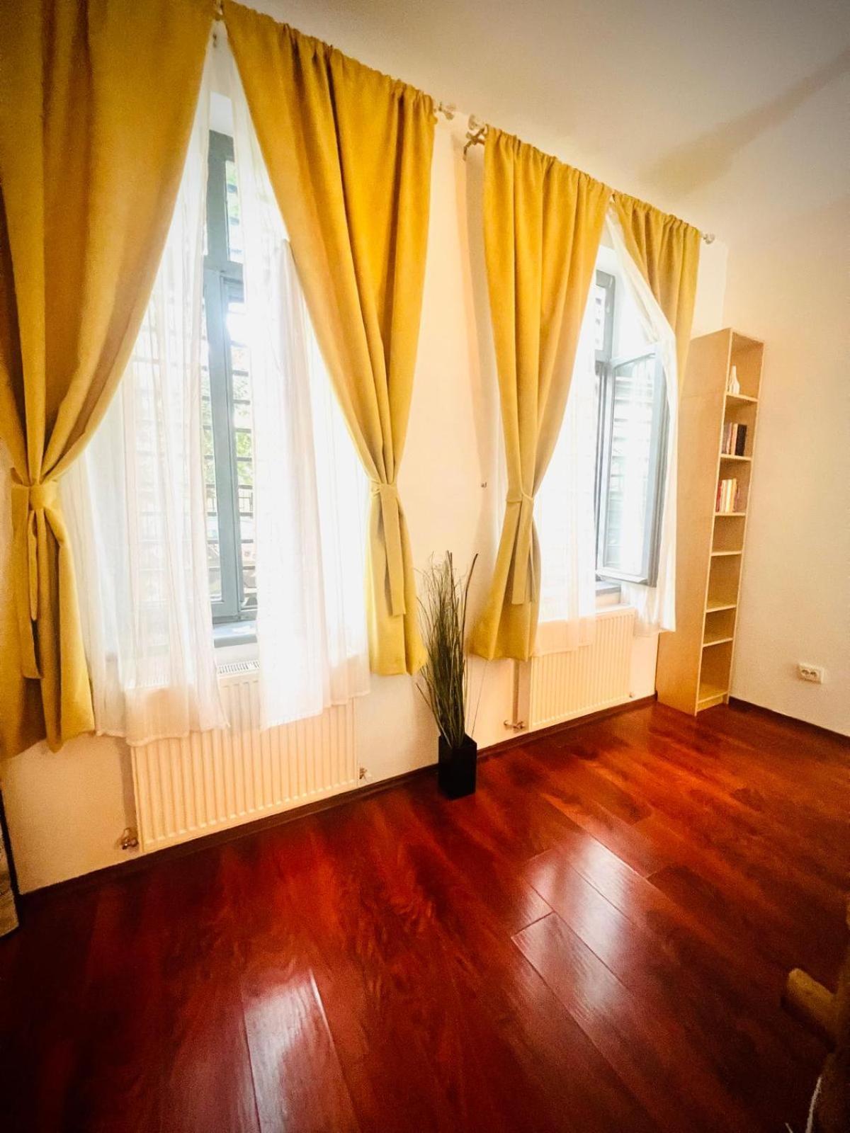 Unirii Guest Apartment Bucharest Exterior photo