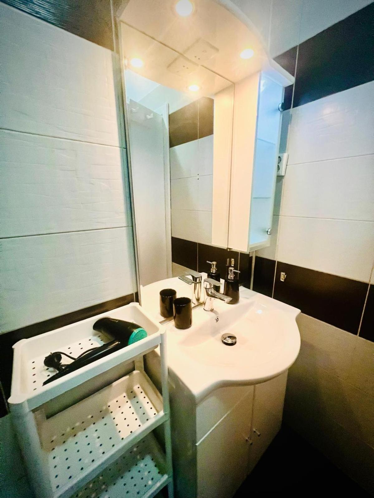 Unirii Guest Apartment Bucharest Exterior photo